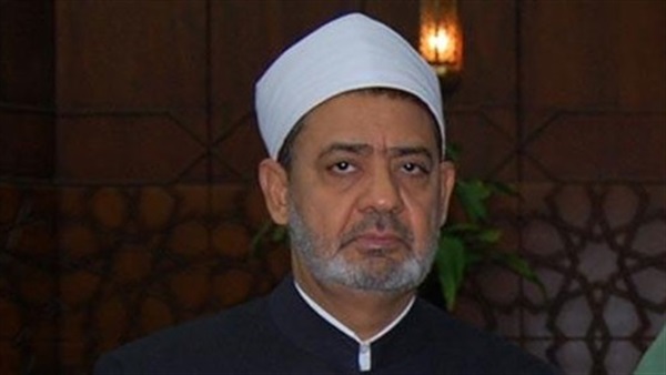 ملك البحرين يزور الأزهر الشريف ويشيد بالعلاقة بين مصر والمنامة.. «بن عيسى»: نثمن دور المشيخة الكبير في حراسة الإسلام.. تجمعنا بالقاهرة أواصر الأخوة المتجذرة عبر تاريخ أمتنا المجيد.. وسعدنا بالزيارة ملك البحرين يزور الأزهر الشريف ويشيد بالعلاقة بين مصر والمنامة.. «بن عيسى»: نثمن دور المشيخة الكبير في حراسة الإسلام.. تجمعنا بالقاهرة أواصر الأخوة المتجذرة عبر تاريخ أمتنا المجيد.. وسعدنا بالزيارة