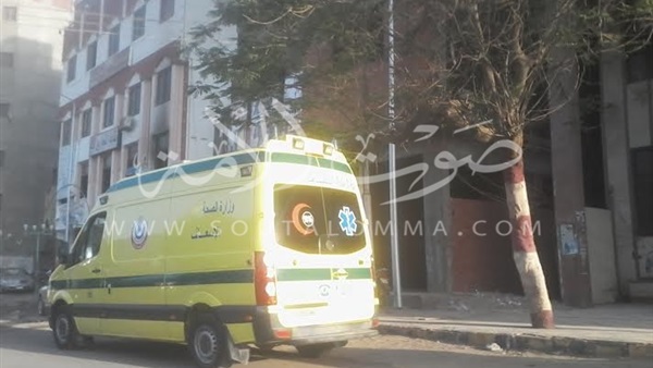 بالصور..السيطرة على حريق محدود بنقابة التجاريين فى بنها بالصور..السيطرة على حريق محدود بنقابة التجاريين فى بنها
