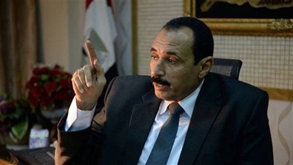 ضبط صاحب مكتبة شهير لحيازته أجهزة بدون فواتير بالإسماعيلية ضبط صاحب مكتبة شهير لحيازته أجهزة بدون فواتير بالإسماعيلية