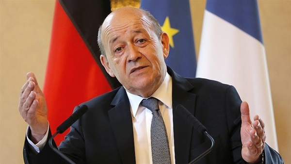 فرنسا ونيجيريا تعززان تعاونهما العسكري فرنسا ونيجيريا تعززان تعاونهما العسكري
