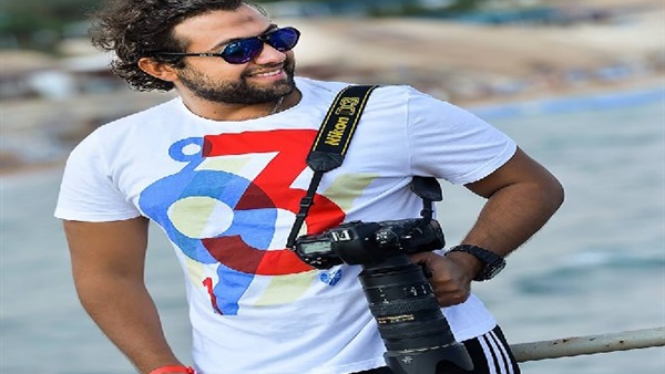 ورشة تصوير مع حسام المناديلي بـ"أخبار اليوم" ورشة تصوير مع حسام المناديلي بـ"أخبار اليوم"