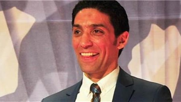 جلسة بين زيزو والشاطر لتعيينه مديرًا لشئون اللاعبين بالأهلى جلسة بين زيزو والشاطر لتعيينه مديرًا لشئون اللاعبين بالأهلى