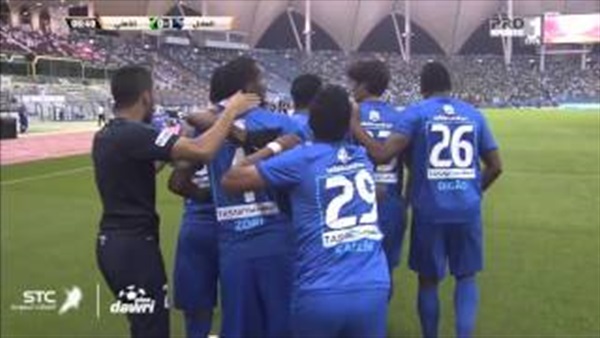 بالفيديو.. الهلال يتقدم على أهلي «عبدالشافي» في الشوط الأول