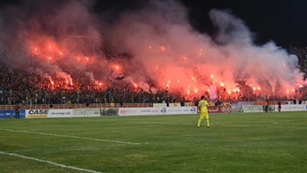 بالصور .. أولتراس أهلاوي تحضر التدريب الأول لبيسيرو بالصور .. أولتراس أهلاوي تحضر التدريب الأول لبيسيرو