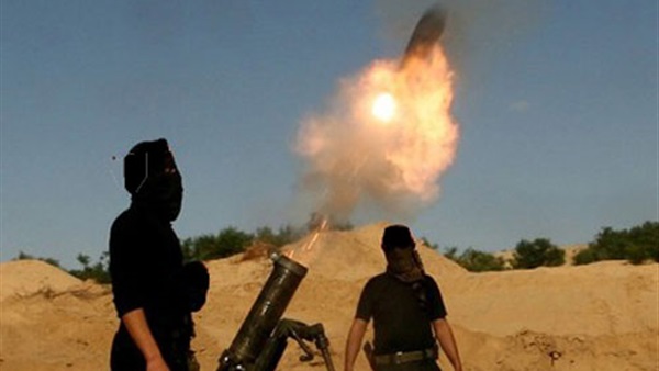 مقتل طفلتين بقذيفة أطلقها الجيش الأفغاني جنوبي البلاد مقتل طفلتين بقذيفة أطلقها الجيش الأفغاني جنوبي البلاد
