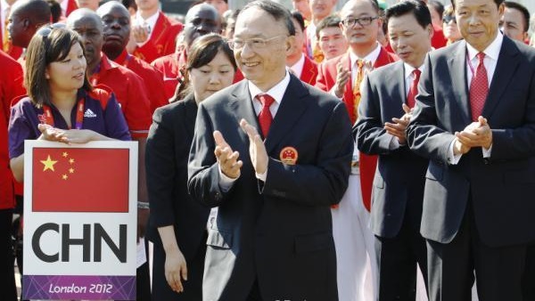 المستثمرون الصينيون في زامبيا يشكلون فرقا أمنية للحد من الهجمات