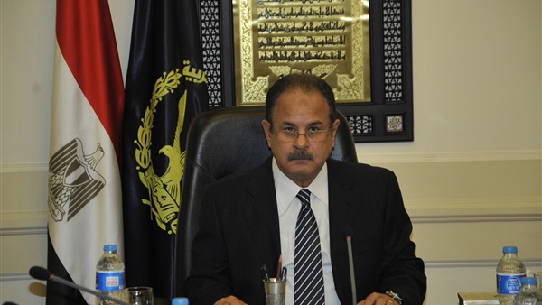 «الداخلية» تواصل الكشف الطبي على 3 آلاف مواطن ببورسعيد مجانا «الداخلية» تواصل الكشف الطبي على 3 آلاف مواطن ببورسعيد مجانا