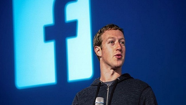 «فيسبوك» يقدم لمستخدمي ماسنجر خدمة اتصالات صوت وصورة «فيسبوك» يقدم لمستخدمي ماسنجر خدمة اتصالات صوت وصورة
