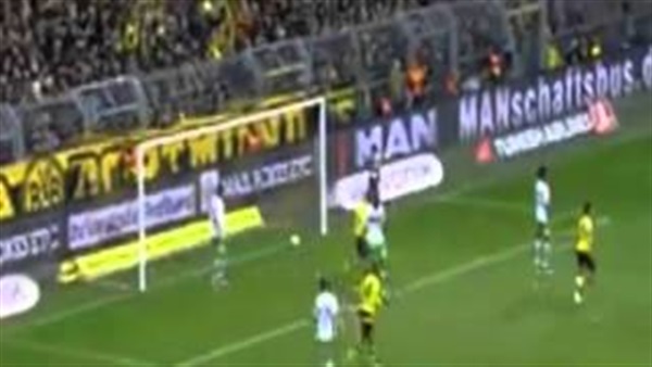 بالفيديو.. دورتموند يسحق فولفسبورج بخماسية في «البوندسليجا» بالفيديو.. دورتموند يسحق فولفسبورج بخماسية في «البوندسليجا»
