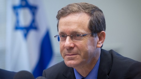 زعيم حزب العمل الاسرائيلي يدعو نظيره البريطاني لزيارة نصب المحرقة