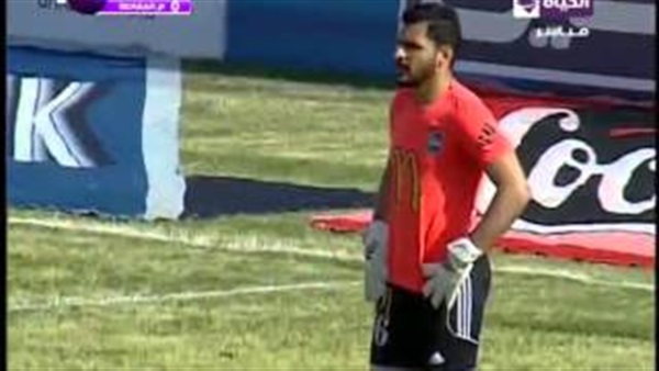 بالفيديو.. الداخلية يتعادل إيجابياً أمام المقاصة في الشوط الأول بالفيديو.. الداخلية يتعادل إيجابياً أمام المقاصة في الشوط الأول