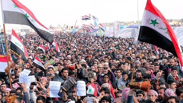 لجنة التظاهرات ببغداد تطالب متظاهري المنطقة الخضراء بالمغادرة لجنة التظاهرات ببغداد تطالب متظاهري المنطقة الخضراء بالمغادرة