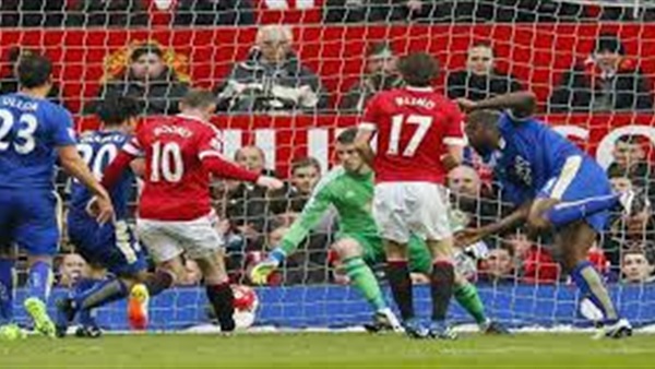 مانشستر يونايتد يتعادل مع ليستر سيتي ويؤجل تتويجه بالدوري