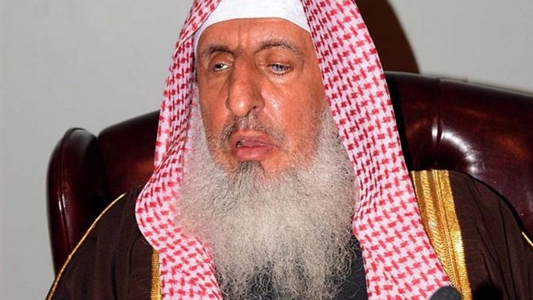 المفتي: يجب التعاون مع رجال الأمن والإبلاغ عن المفسدين