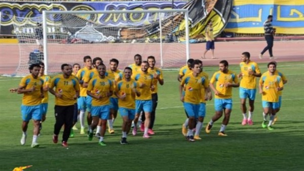 الإسماعيلي يواصل تدريباته استعدادا لمباراة بتروجيت بالدوري الإسماعيلي يواصل تدريباته استعدادا لمباراة بتروجيت بالدوري