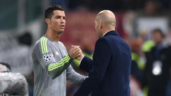 رونالدو يطالب باستمرار زيدان فى تدريب ريال مدريد رونالدو يطالب باستمرار زيدان فى تدريب ريال مدريد