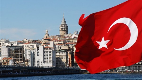 صادرات تركيا تتراجع لـ 2.8% في أبريل 