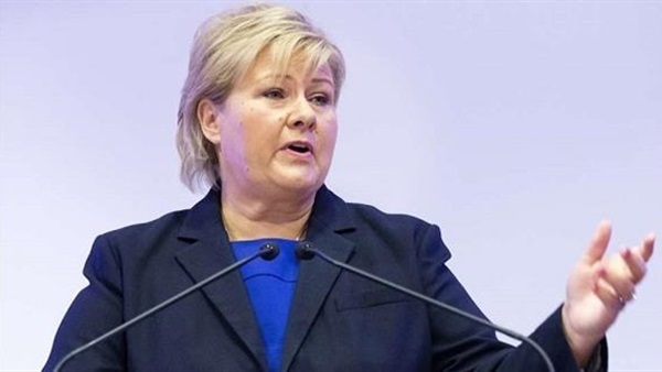 رئيسة وزراء النرويج: سنرسل 60 جنديا لتدريب مقاتلين سوريين 