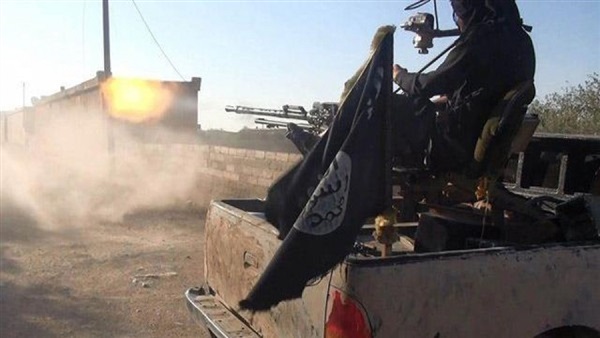 داعش يقصف مواقع «الحشد الشعبي» بقرية «بشير» بقذائف كيماوية