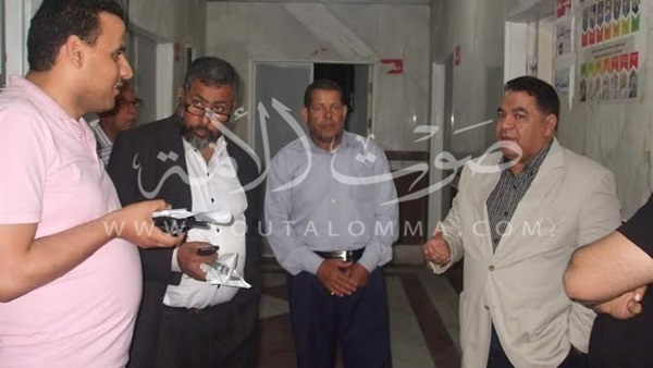 بالصور.. وكيل صحة الشرقية يرصد مخالفات خلال زيارته لمستشفى «أبوحماد» بالصور.. وكيل صحة الشرقية يرصد مخالفات خلال زيارته لمستشفى «أبوحماد»