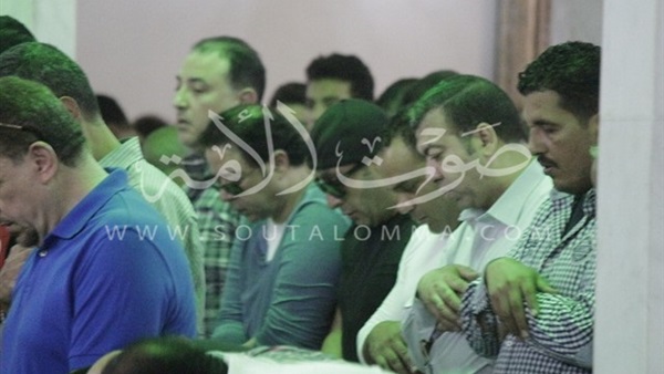 بالصور..مدحت صالح فى جنازة وائل نور بالصور..مدحت صالح فى جنازة وائل نور