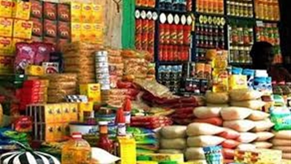 ضبط سلع غذائية منتهية الصلاحية بمحلات شهيرة بالفيوم ضبط سلع غذائية منتهية الصلاحية بمحلات شهيرة بالفيوم