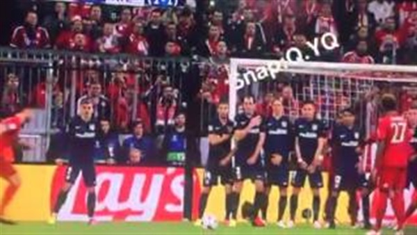 بالفيديو.. بايرن ميونخ يحرز الهدف الأول فى شباك أتلتيكو مدريد