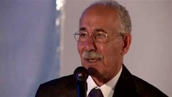 اليوم.. احتفالية لتكريم الفنان كمال عيد بـ«القومي للمسرح والموسيقى»