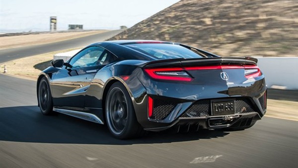 Acura NSX تعدل في مشغل أمريكي Acura NSX تعدل في مشغل أمريكي