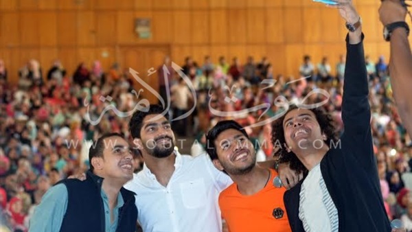 بالصور.. تكريم محمد شاهين ومينا عطا فى آداب عين شمس بالصور.. تكريم محمد شاهين ومينا عطا فى آداب عين شمس