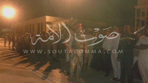 بالصور.. وصول جثامين ضحايا اشتباكات ليبيا لمطار أسوان
