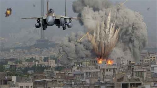 الطيران الحربي الإسرائيلي يشن غارتين على خانيونس جنوب قطاع غزة الطيران الحربي الإسرائيلي يشن غارتين على خانيونس جنوب قطاع غزة