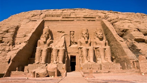 وفد من شركة تصوير أيرلندية عملاقة يزور مصر للترويج للمناطق الأثرية وفد من شركة تصوير أيرلندية عملاقة يزور مصر للترويج للمناطق الأثرية