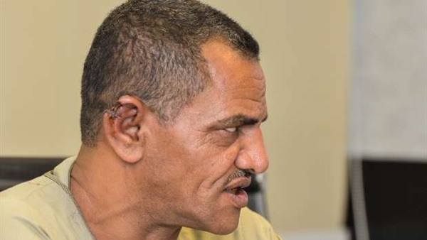 بالصور.. طبيب يقطع أذن سائق بالجيزة بالصور.. طبيب يقطع أذن سائق بالجيزة