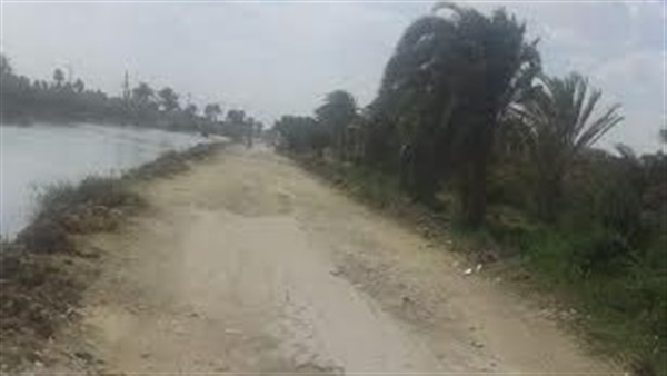 بالصور.. طريق منشأة فيصل بالفيوم يحاط بالمخاطر بالصور.. طريق منشأة فيصل بالفيوم يحاط بالمخاطر