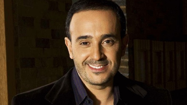 صابر الرباعى يتابع مونتاج «يسلملى هالطلة»