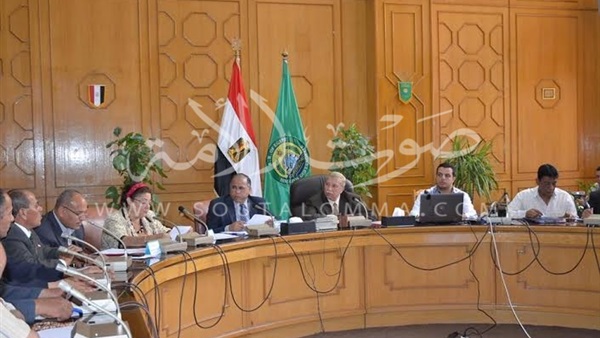 بالصور ..محافظ الإسماعيلية يستعرض المشاكل الخدمية لقرى المركز بالصور ..محافظ الإسماعيلية يستعرض المشاكل الخدمية لقرى المركز