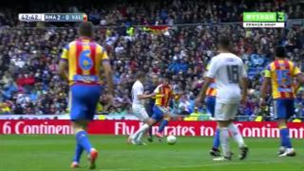 بالفيديو.. ريال مدريد يضرب فالنسيا بثلاثية 