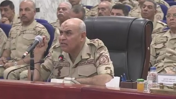 بالفيديو.. صدقى صبحى يلتقى برجال القوات المسلحة عبر «كونفرانس» بالفيديو.. صدقى صبحى يلتقى برجال القوات المسلحة عبر «كونفرانس»