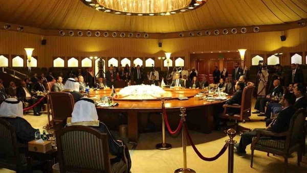 قسادات نسائية يمنية: ندعم المشاورات بين الأطراف بالكويت قسادات نسائية يمنية: ندعم المشاورات بين الأطراف بالكويت