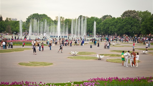 متنزهات موسكو تستعد لاحتفالات النصر