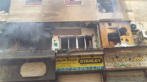 بالصور.. اشتعال النيران مجددا بعقار العتبة بالصور.. اشتعال النيران مجددا بعقار العتبة