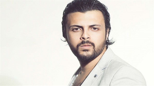 حسن نصير يحتفل بألبوم «ما بين الناس» الأربعاء المقبل حسن نصير يحتفل بألبوم «ما بين الناس» الأربعاء المقبل