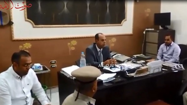 بالفيديو.. مدير أمن سوهاج للضباط: "طبقوا القانون على أنفسكم أولًا" بالفيديو.. مدير أمن سوهاج للضباط: "طبقوا القانون على أنفسكم أولًا"
