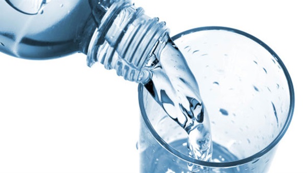 10 مؤشرات على أنك لا تشرب حاجتك من الماء