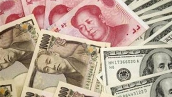 هبوط الين أمام الدولار متأثرًا بتكهنات التيسير النقدي الياباني هبوط الين أمام الدولار متأثرًا بتكهنات التيسير النقدي الياباني