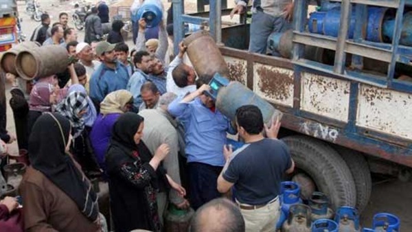 مجهولون يستولون على 1200 اسطوانة بوتاجاز في المنيا مجهولون يستولون على 1200 اسطوانة بوتاجاز في المنيا