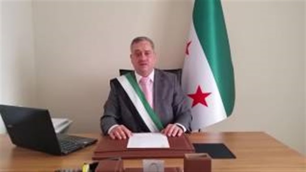 بالفيديو.. محكمة سورية تصدر مذكرة توقيف ضد «أحمد آدم»