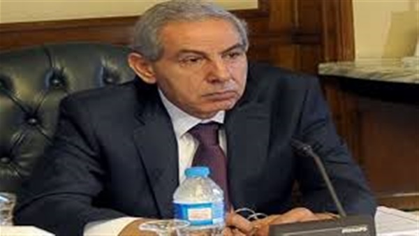 مستثمر مصرى ينذر وزير الصناعه على يد محضر لعرقلته الاستثمار مستثمر مصرى ينذر وزير الصناعه على يد محضر لعرقلته الاستثمار