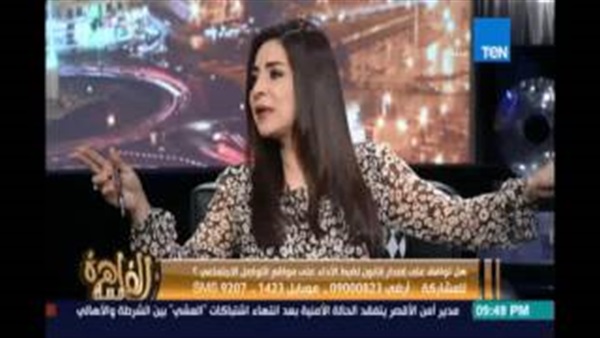 بالفيديو.. إنجي أنور تفشل في فض مشادة بين ضيوفها على الهواء بالفيديو.. إنجي أنور تفشل في فض مشادة بين ضيوفها على الهواء